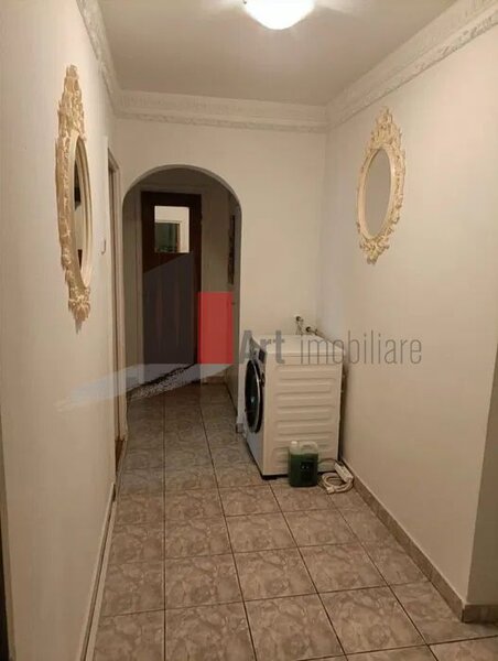 Brancoveanu, Izvorul Rece, vanzare apartament 4 camere decomandat